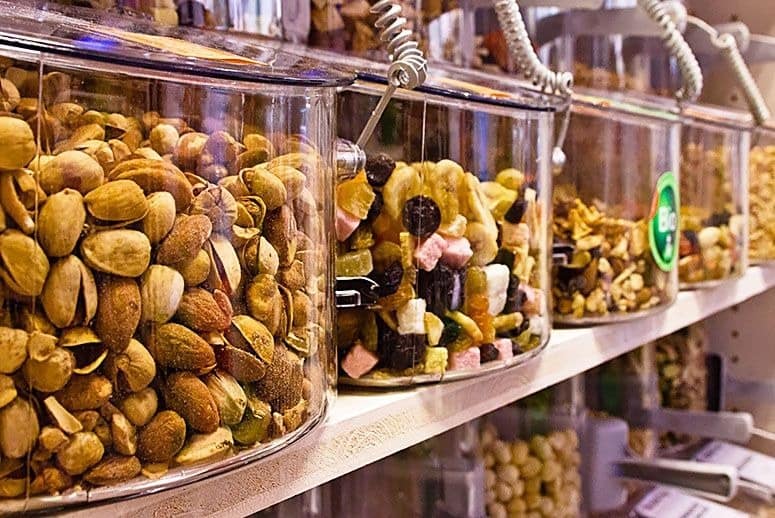 wholesale nuts and dried fruits